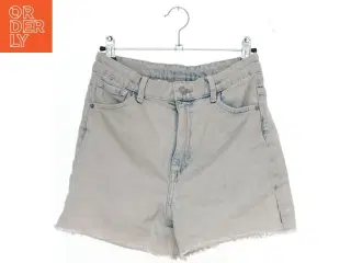 Shorts i denim-look fra H&M (str. 164)