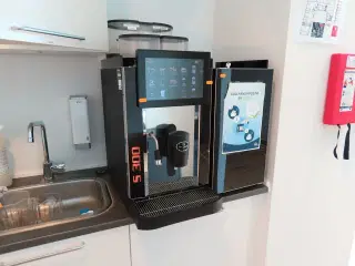 Espressomaskine REX ROYAL S 300 med mælkekøler