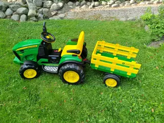 John deere  traktor 12v 