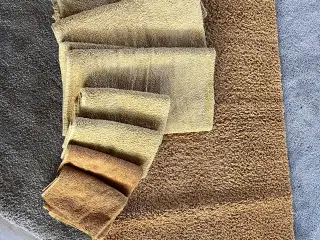 Bademåtte og håndklæder