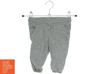 Grå sweatpants til børn fra H&M (str. 62)