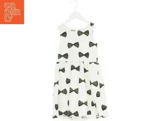 Kjole fra H&M (str. 116 cm)