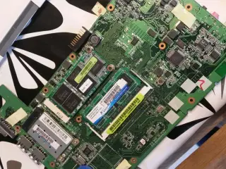 Asus eeePC 900.