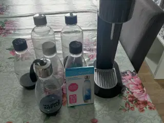 SodaStream med flasker 