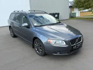 Volvo V70 2,5 T Momentum aut.