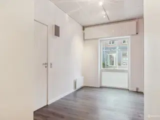 Jernbanegade 6 st., Jernbanegade