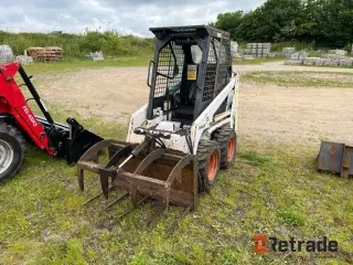 Bobcat 443 Skridstyret lassemaskine