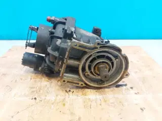 Case IH 7010 Gearkasse 86998845