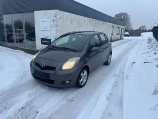 Toyota Yaris 1,4 D-4D T2 M/M