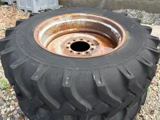 Traktor dæk med fælge 18.4 -34