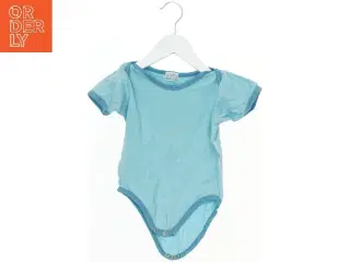 Lys blå bodystocking til baby (str. 92)