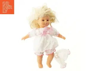 dukke med hvid kjole (str. 47 cm)