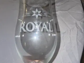 Royal 1/2 ltr. ølglas på fod