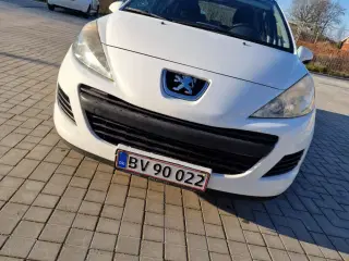  Peugeot 207 1,6 Hdi