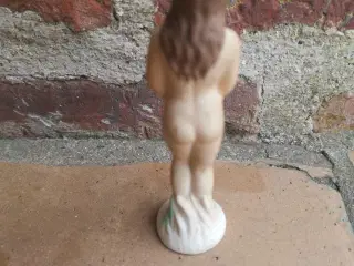 Figur af en bar dame