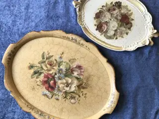 To charmerende malede træfade – sælges samlet