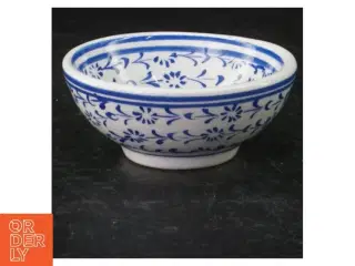 Blå og hvid porcelænsskål (str. 8 cm)