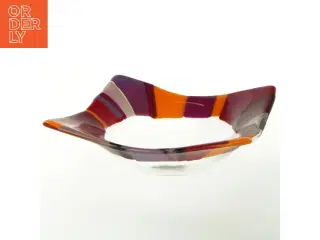 Dekorativ glasfad (str. 21x21 cm)