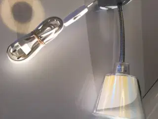 Flexa væglampe