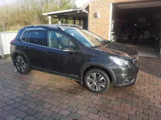 Peugeot 2008 1,6 BlueHDi 100 Allure Sky
