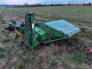 John Deere 1340