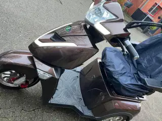 3-hjulet elektrisk scooter