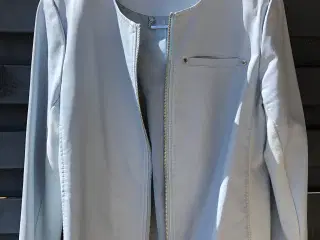Super flot Calvin Klein jakke. Brugt to gange