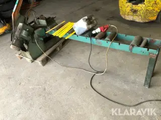 Industri sav med rullebord