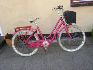 26" Mustang Shopper