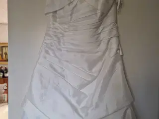 Konfirmationskjoler 2 stk