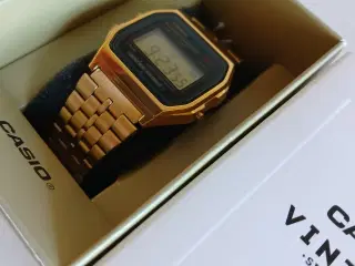 Smart Gyldent Casio armbånds ur A159 WGEA-1EF