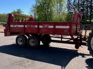 JF ST70H møgspreder / staldgødningsspreder 