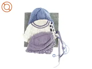 Strikkede babyhuer fra Ukendt