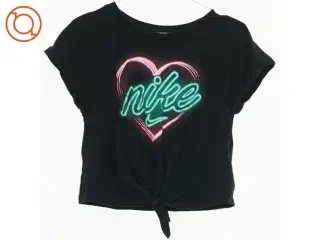 T-Shirt fra Nike (str. 116 cm)