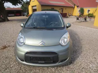 Citroen C 1 1.0 i År 2011. Nysynet. 