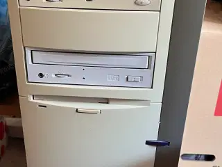 Amitech computer