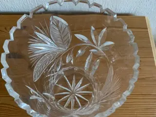 Stor krystal vase i fin stand