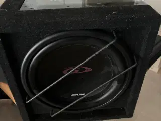 Subwoofer og forstærker alpine 800 W