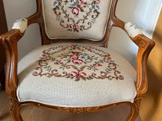 Håndbroderet rokokostol