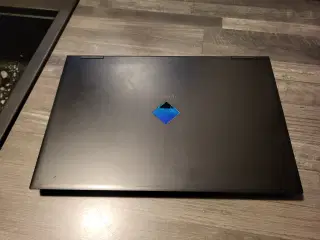 Hp omen 15 RTX 2070 max-q