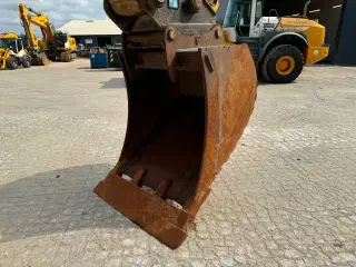 Liebherr R946 LC