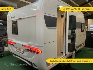 2025 - Hobby De Luxe 400 SFE   Sønderjyllands aut. HOBBY forhandler. NY 2025 MODEL NU PÅ LAGER TIL OMGÅENDE LEVERING.