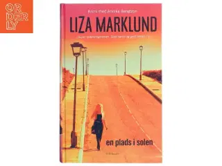 En plads i solen : krimi af Liza Marklund (Bog)