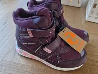 Nye vinterstøvler str 35