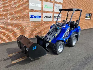 DEMO MultiOne 5.2K Minilæsser m. Skovl