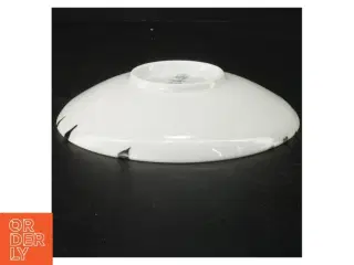 Porcelænstallerken med kantmønster fra Royal Copenhagen (str. 17,5 cm)