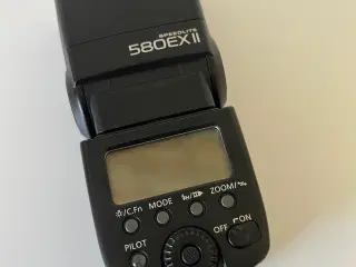 Canon speedlite 580EX II Blitz