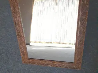 Spejl 56x68 cm.