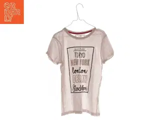 T shirt fra YD (Str 146 cm)