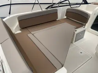 Quicksilver ACTIV 675 CRUISER, Mercury F225 V6 DTS